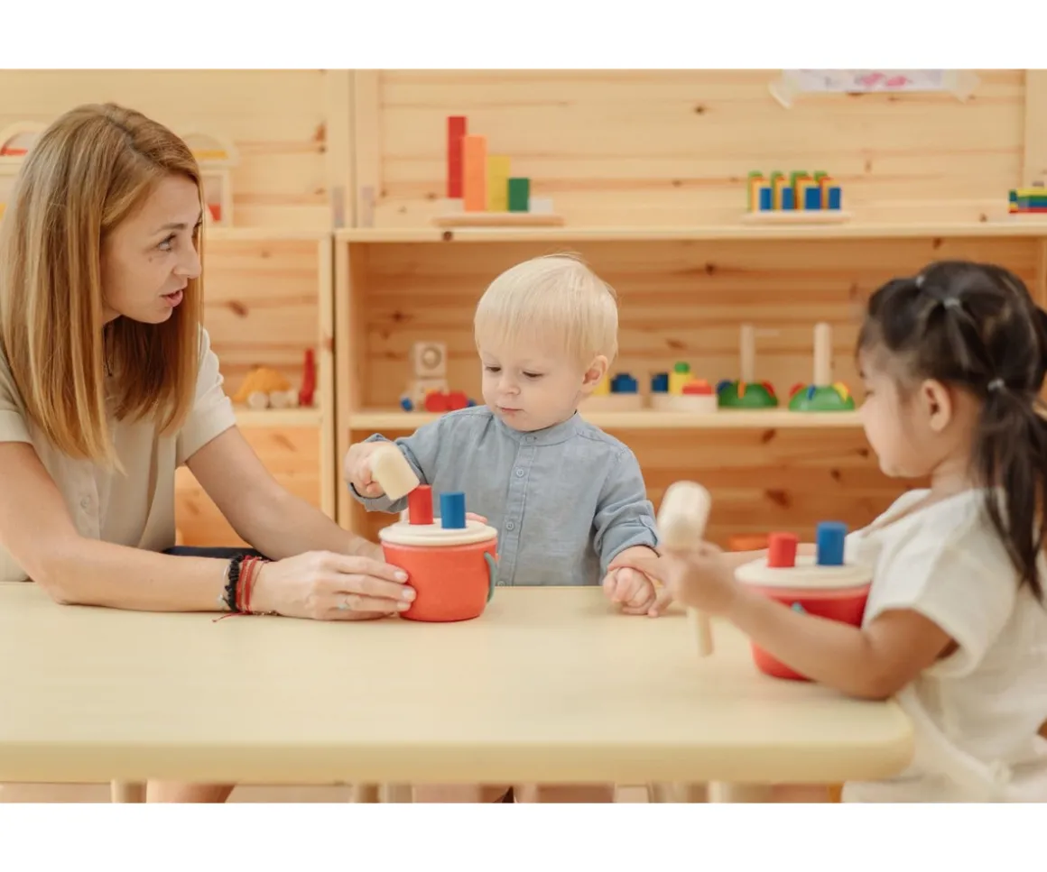 Cubo Martillo Formas Montessori