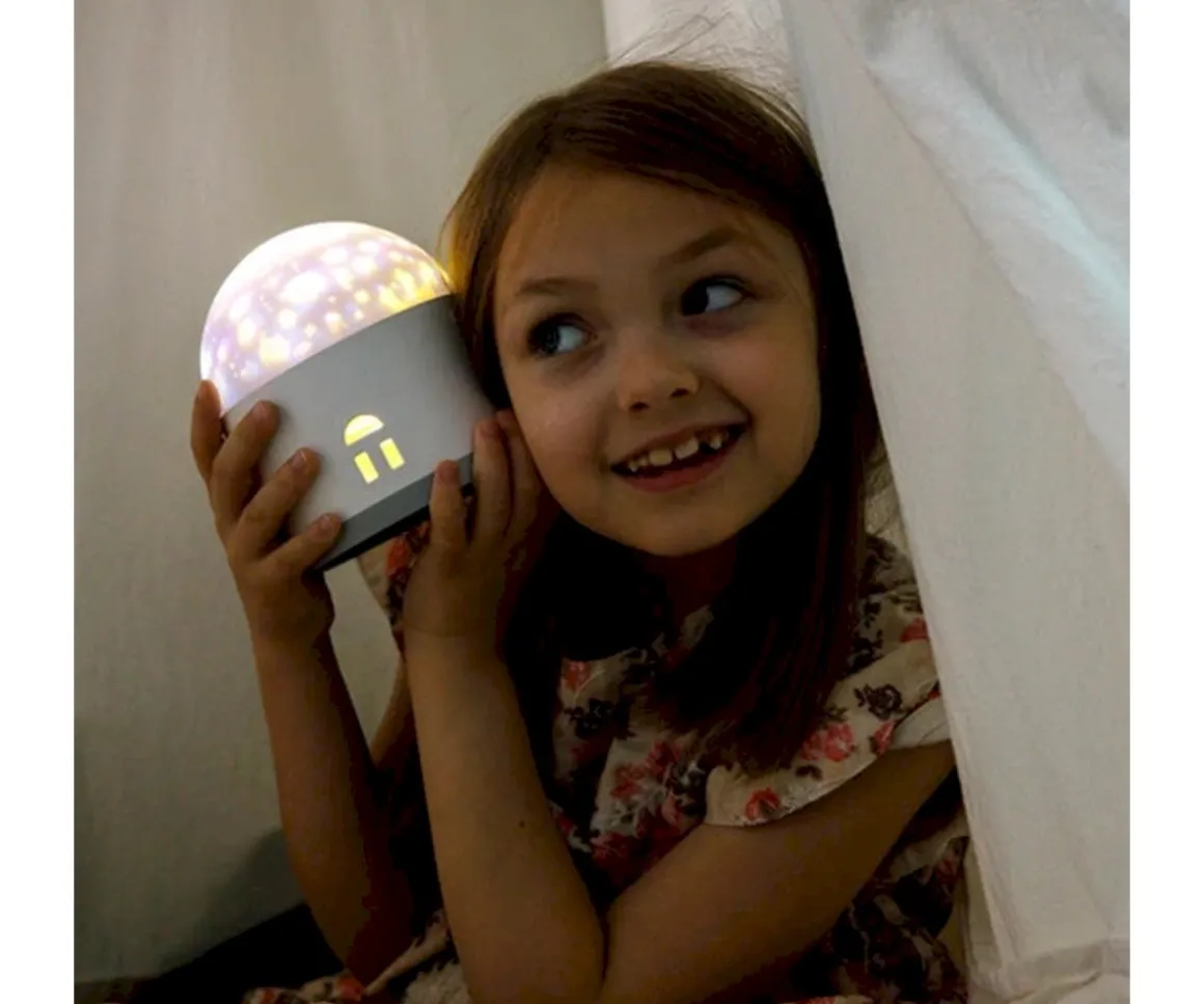 Luz Nocturna GIOstar Casita con Caja de Música