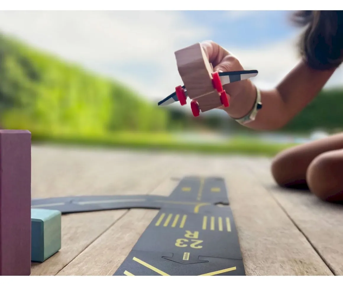 Pista de Aviones Flexible