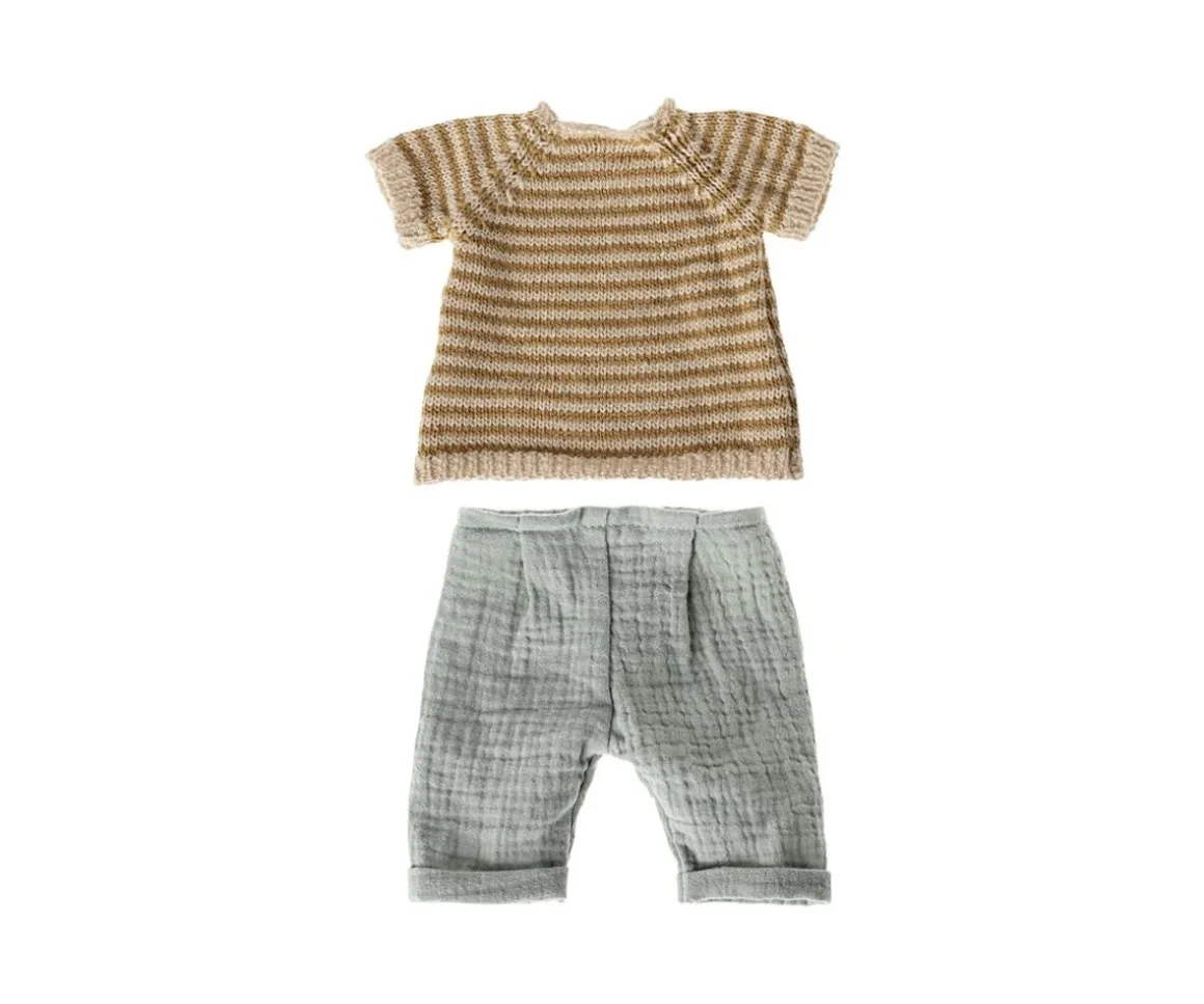 Rabbit con Camisa y Pantoles de Puntos T3