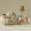 Ratoncita Bailarina Hermana Pequeña en Sofá Cama Azul