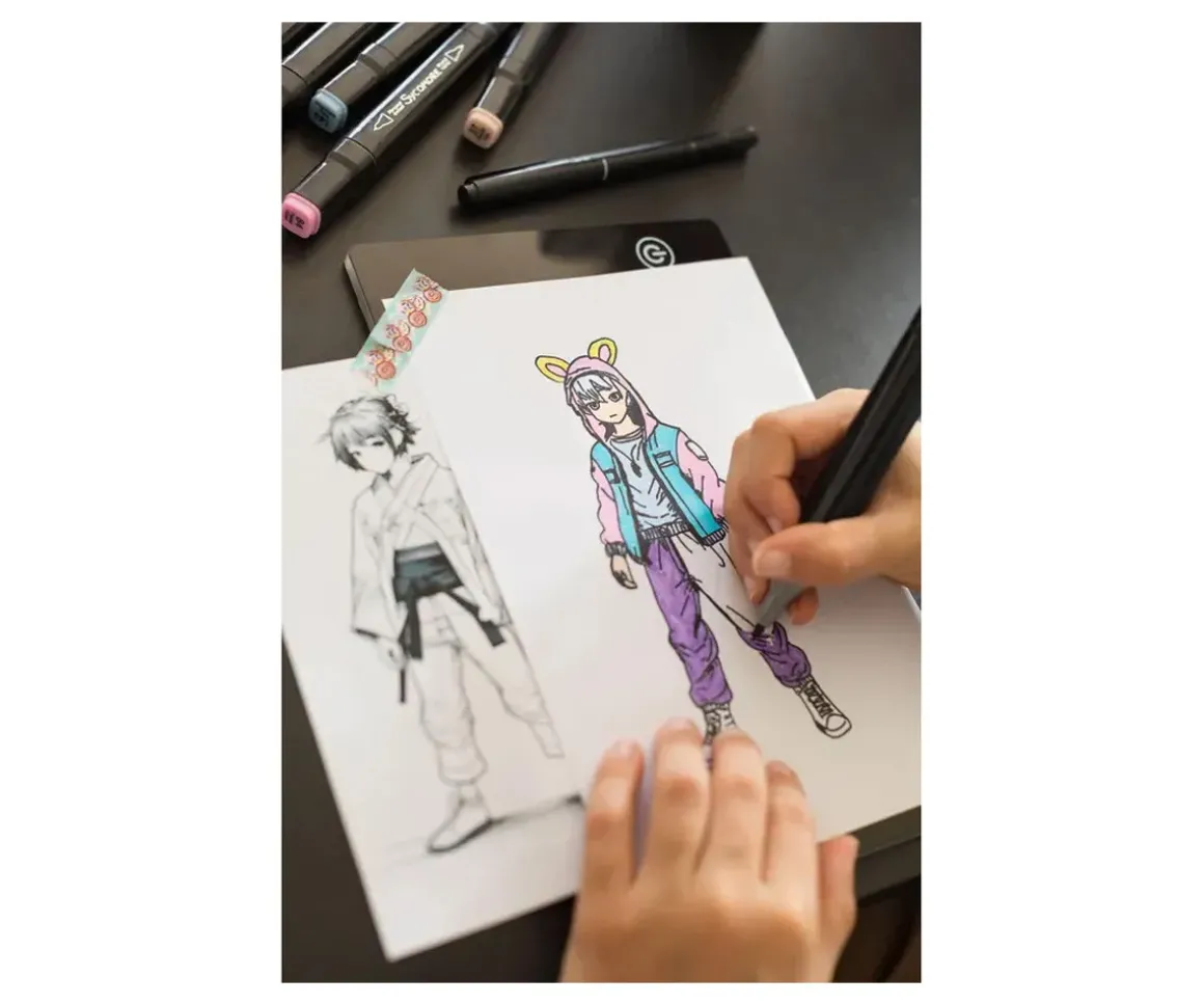 Tableta de Luz A5 Creación de Personajes Manga